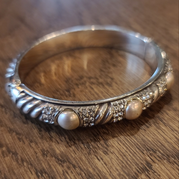 Brighton Crystal and Pearl Silver Plated Bangle Magnetic Closure - Picture 3 of 7